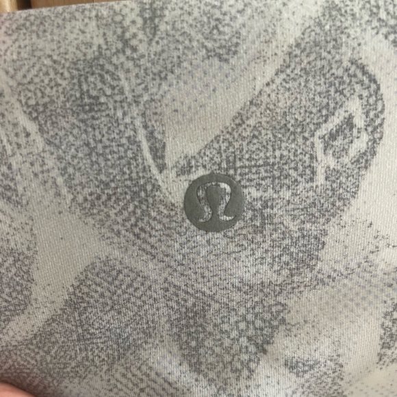 Lululemon Train Times 7/8 Pant *25” - Picture 5 of 9